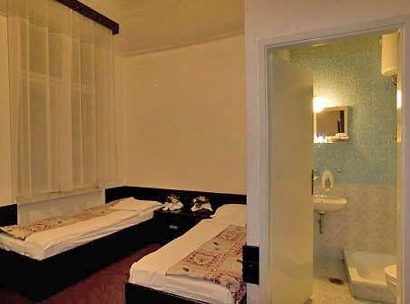 Central Hotel Βελιγράδι Εξωτερικό φωτογραφία